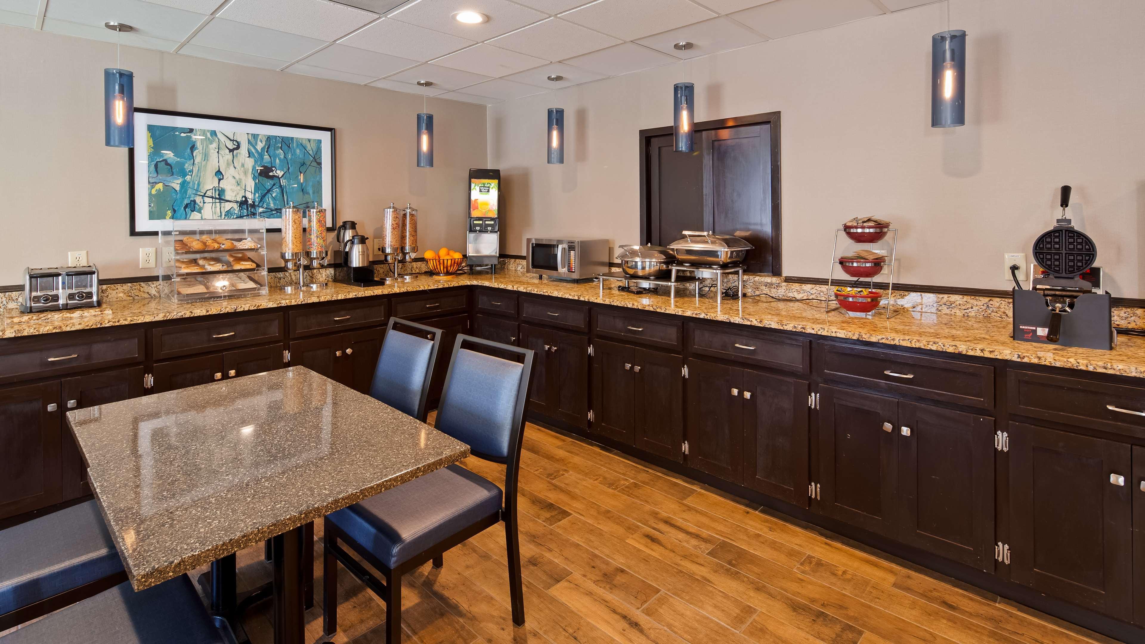 Best Western Augusta West Luaran gambar
