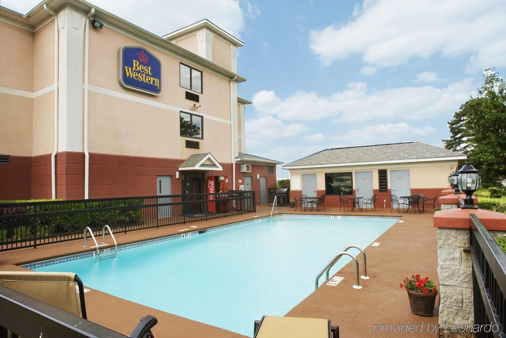 Best Western Augusta West Luaran gambar