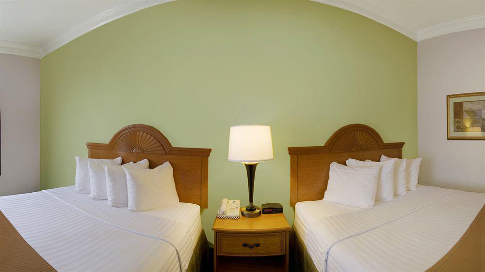 Best Western Augusta West Luaran gambar